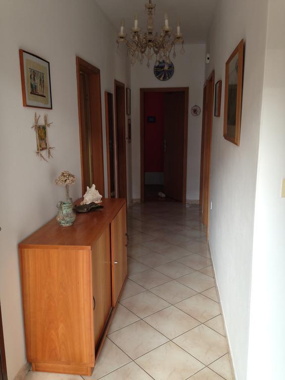 Apartments Vanda Vrboska Chambre photo