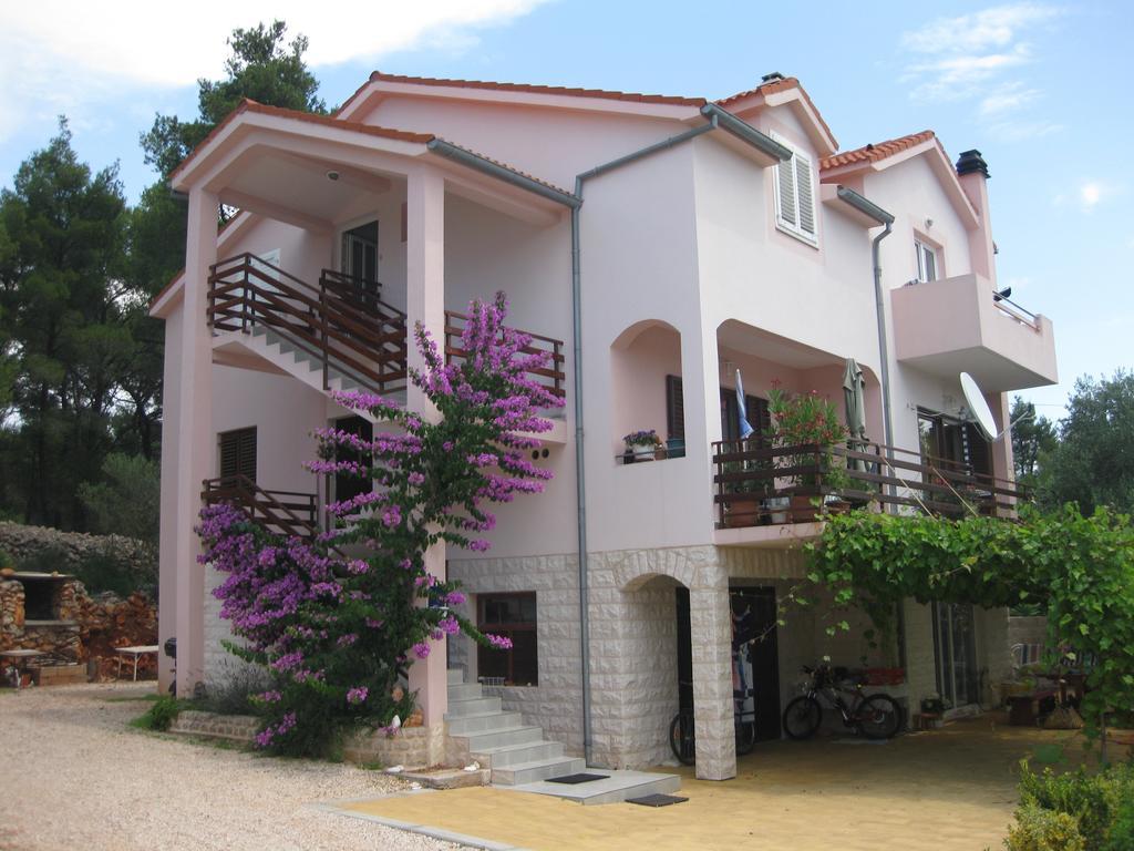Apartments Vanda Vrboska Chambre photo