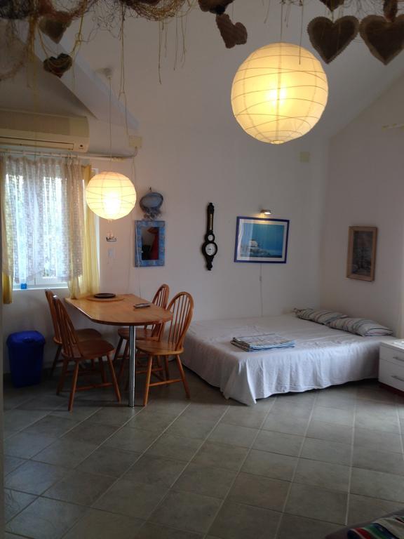 Apartments Vanda Vrboska Chambre photo