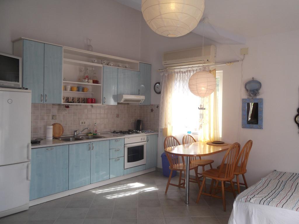 Apartments Vanda Vrboska Chambre photo